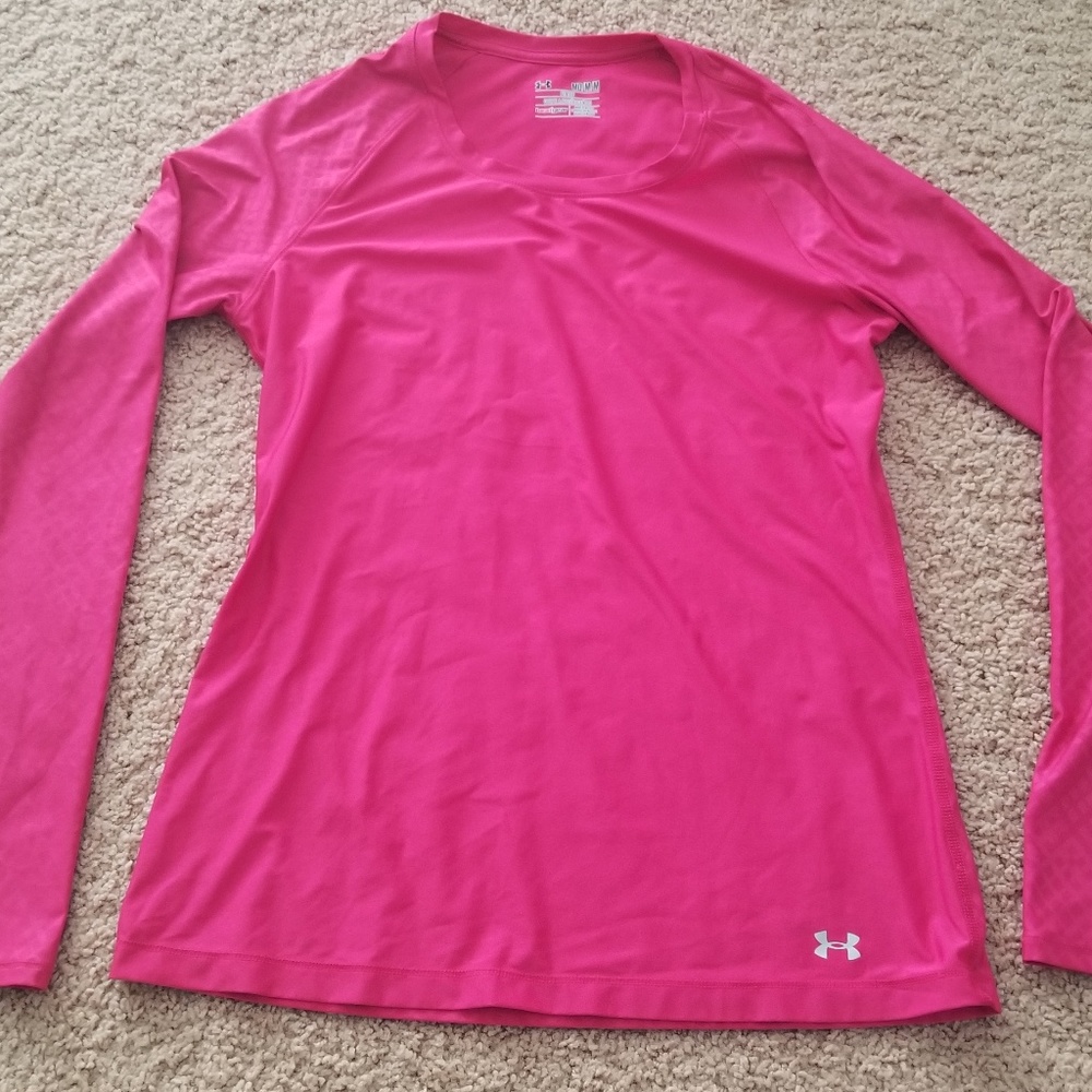 UA heat gear fitted long sleeve shirt size medium